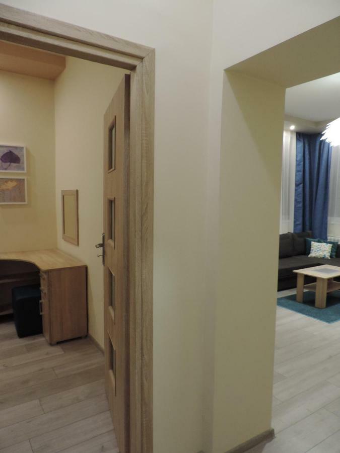 Apartament Blue Krosno Esterno foto